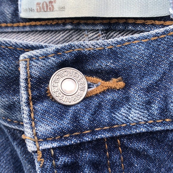 Vintage Levi’s 505 Jeans - Men’s Regular Fit - Picture 6 of 11